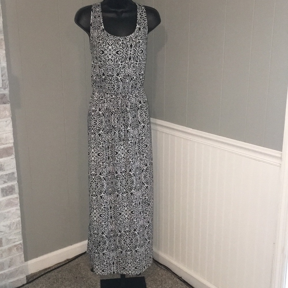 Faded Glory maxi dress sz L w/side slits